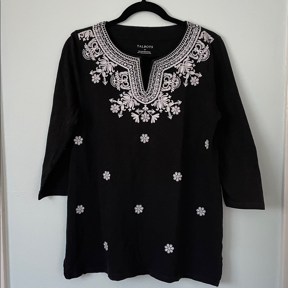 Talbots Black Tunic with White Floral Embroidery Size M